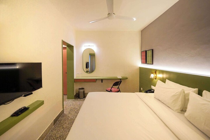 Room 12 of 56