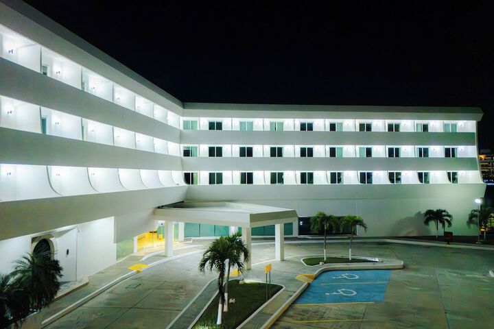 Hotel 68 of 79
