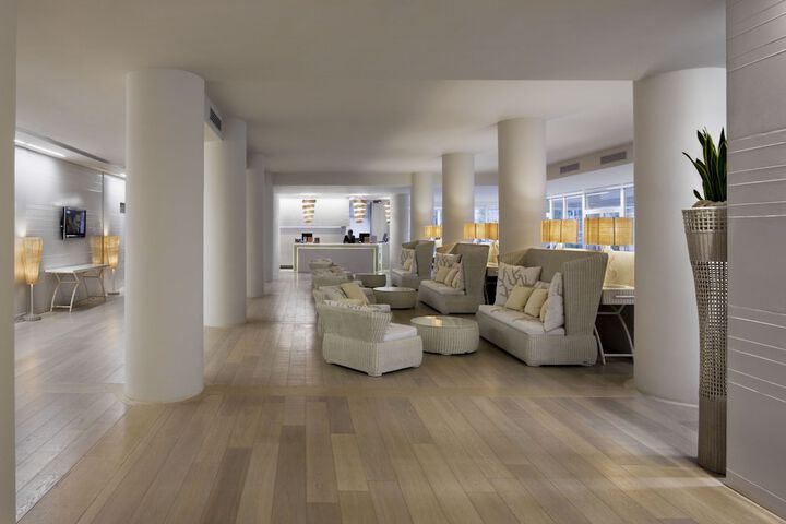 Lobby Photos