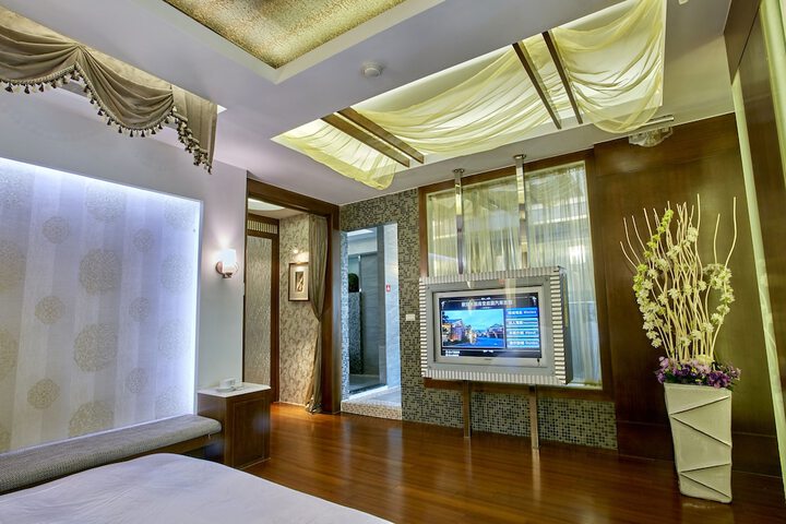 Room 20 of 50