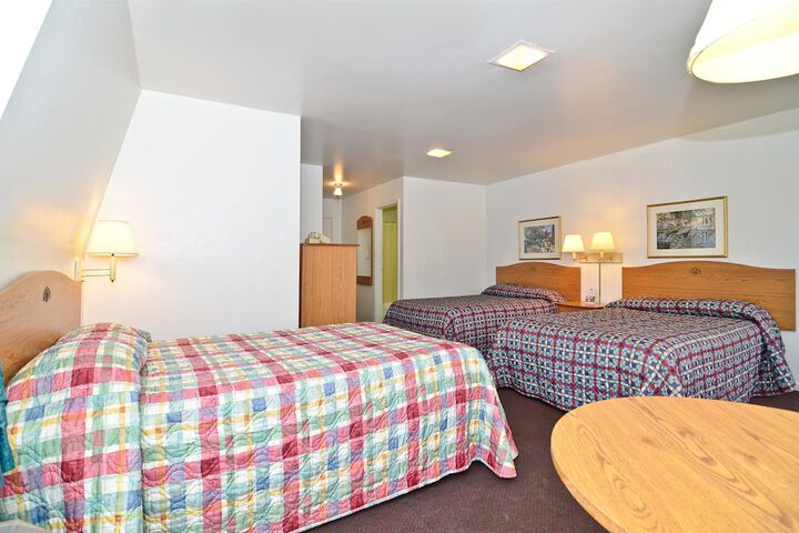 Room 3 of 14