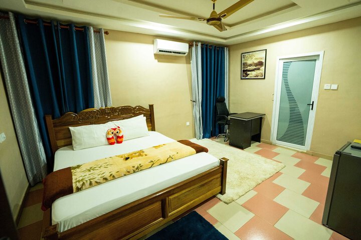 Room 10 of 41