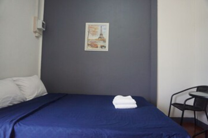 Room 17 of 23