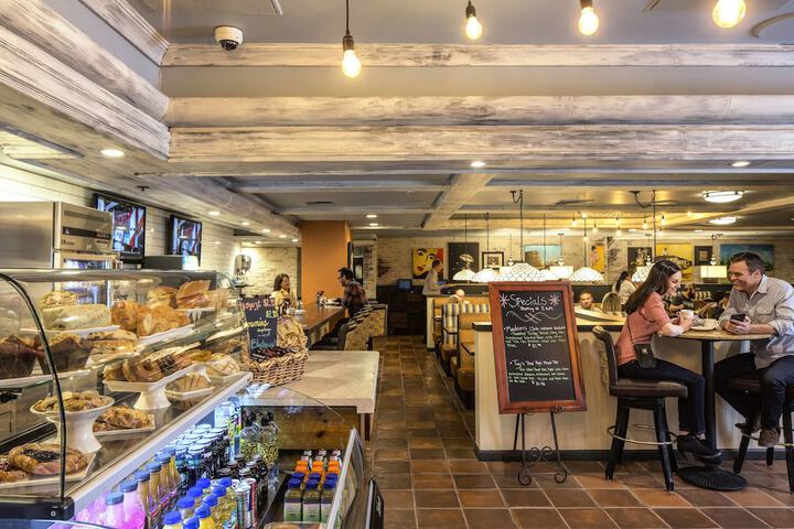 Breakfast area