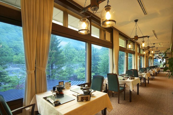 Dining Photos