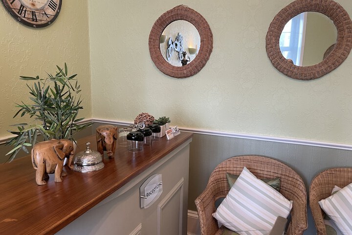 Entrance & Lobby