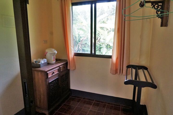 Room 28 of 62