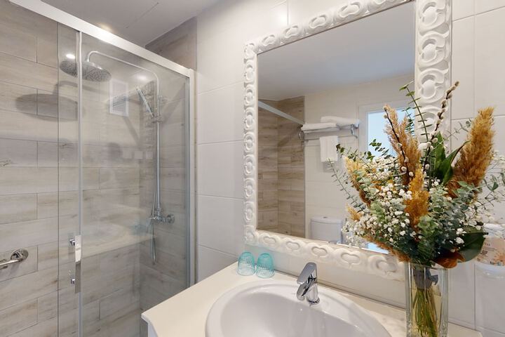 Bathroom Interior Photo