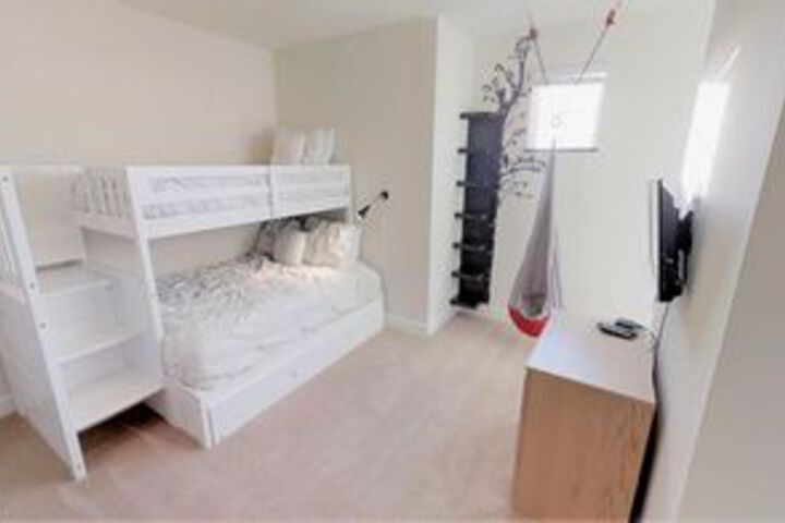 Room 62 of 279