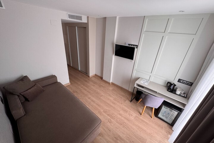 Room 18 of 57