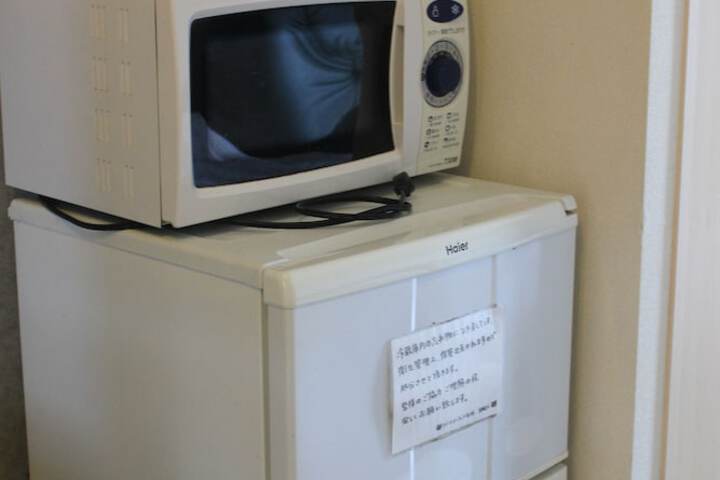 Room 15 of 36