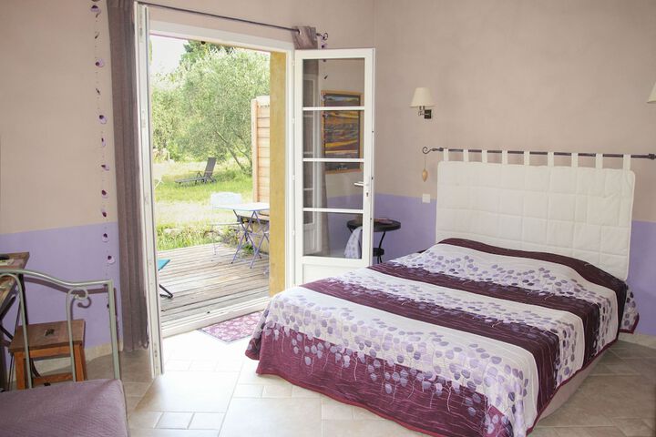 Room 6 of 26