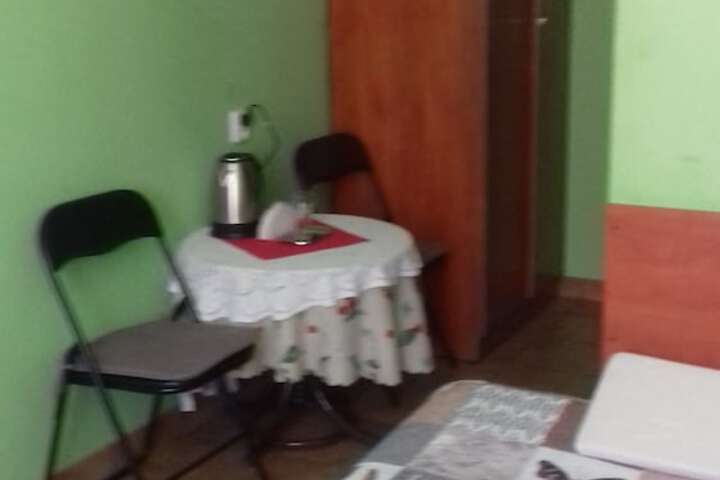 Room 8 of 25