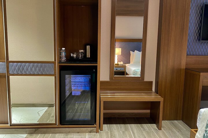 Room 26 of 57