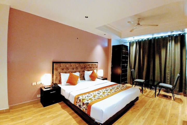 Room 16 of 22