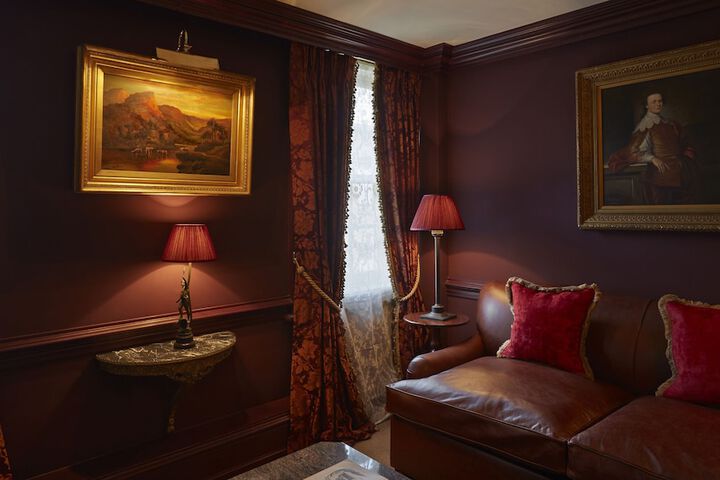 Room 45 of 90