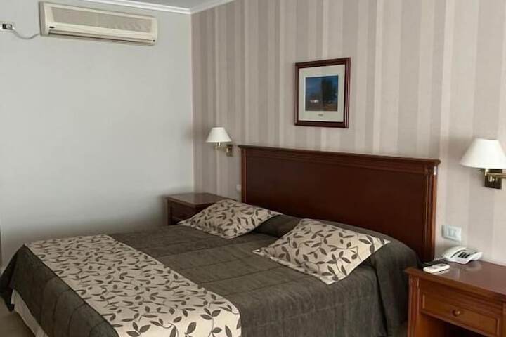 Room 4 of 14