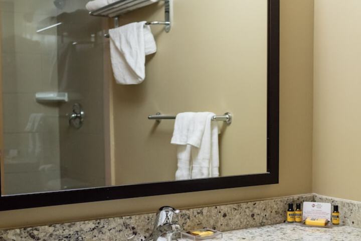 Bathroom sink