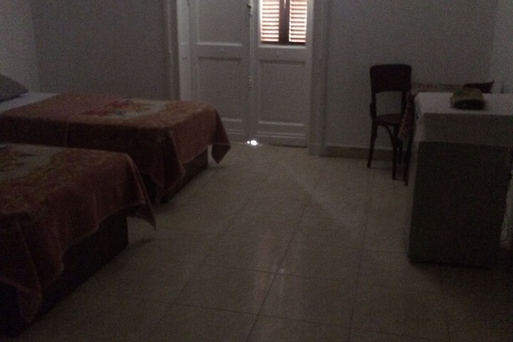 Room 19 of 25