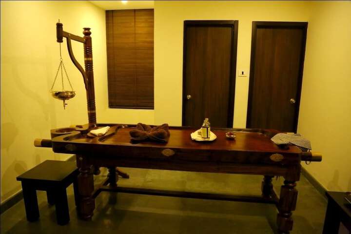 Room 27 of 47