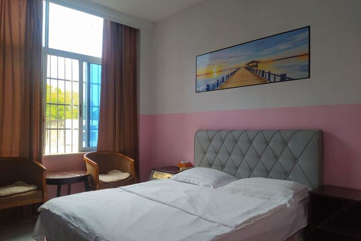 Huashun Hotel
