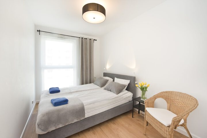 Room 27 of 181