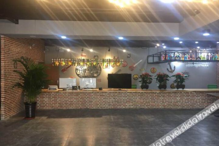 Hotel Interior 10 of 29