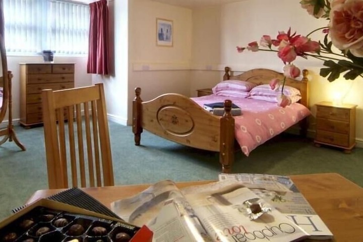Room 42 of 103