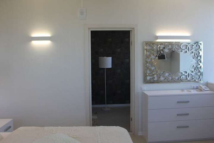Room 30 of 81