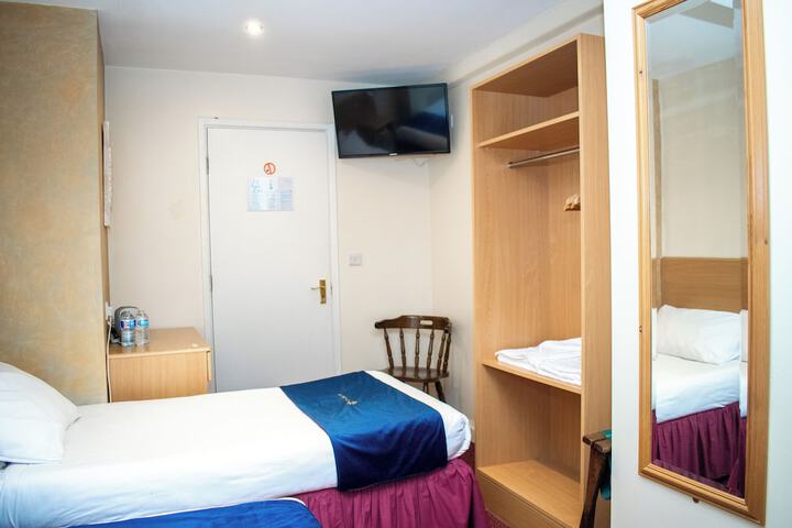 Room 60 of 157