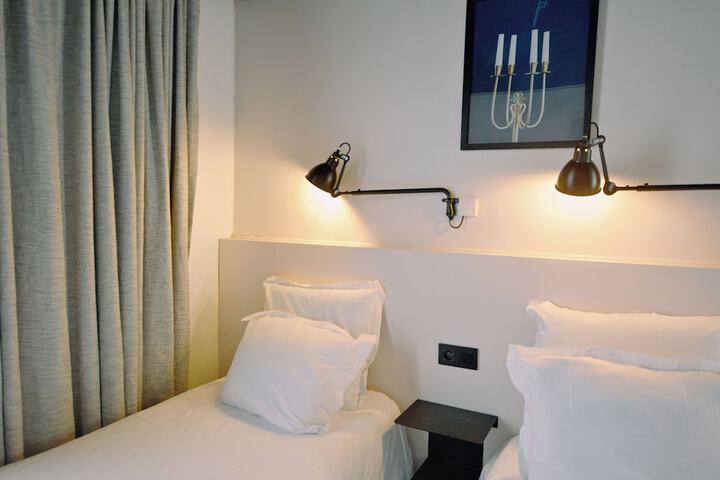 Room 48 of 109