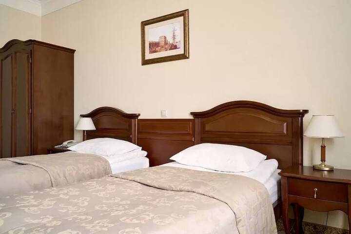 Room 4 of 49