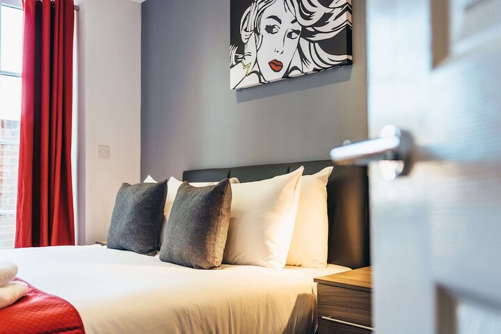 Room 12 of 41