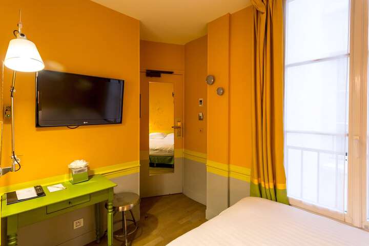 Room 45 of 84