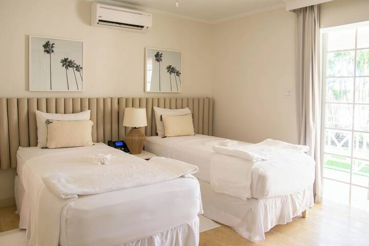 Room 13 of 101