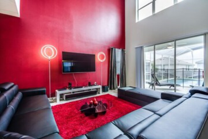 Room 28 of 37