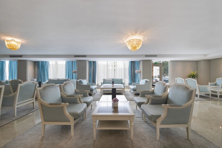 Hotel Lobby