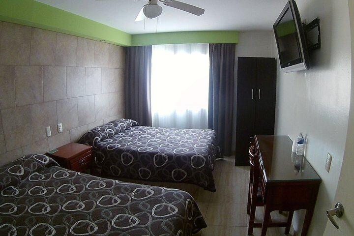 Room 6 of 37