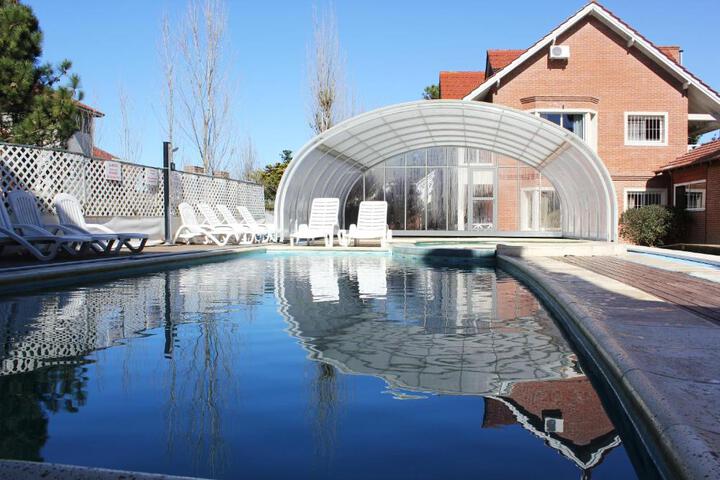 Pool 9 of 23