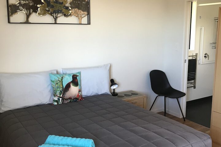Room 4 of 23