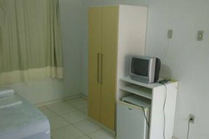 Room 22 of 40