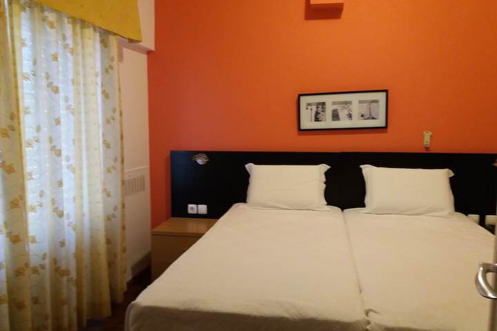 Room 13 of 44