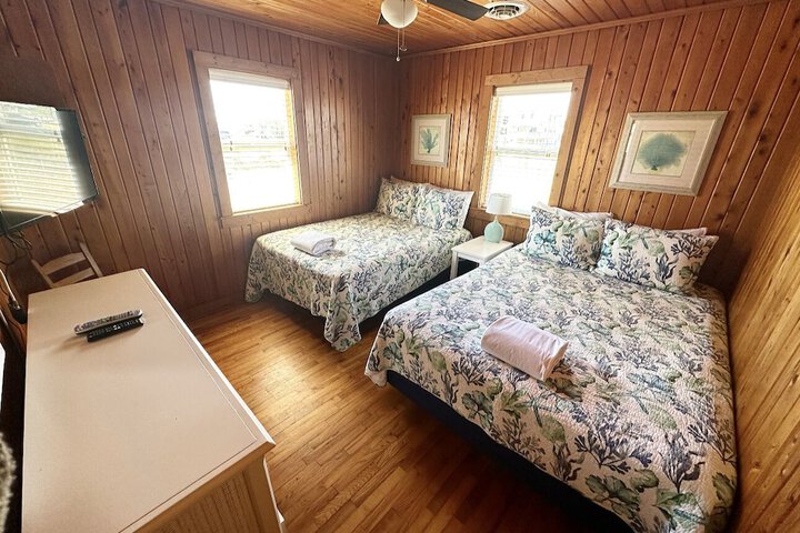 Room 12 of 123