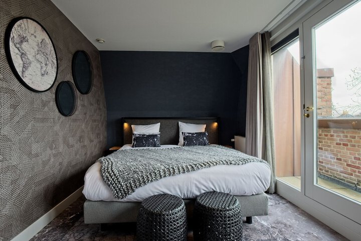 Room 4 of 59