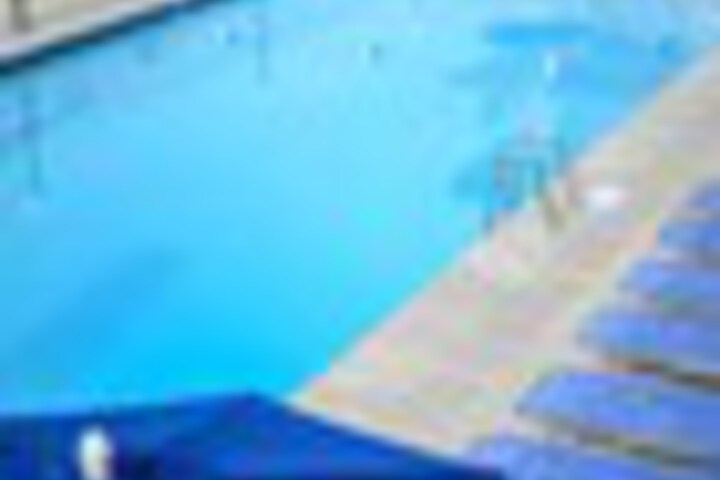Pool 182 of 216