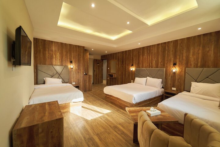 Room 15 of 60