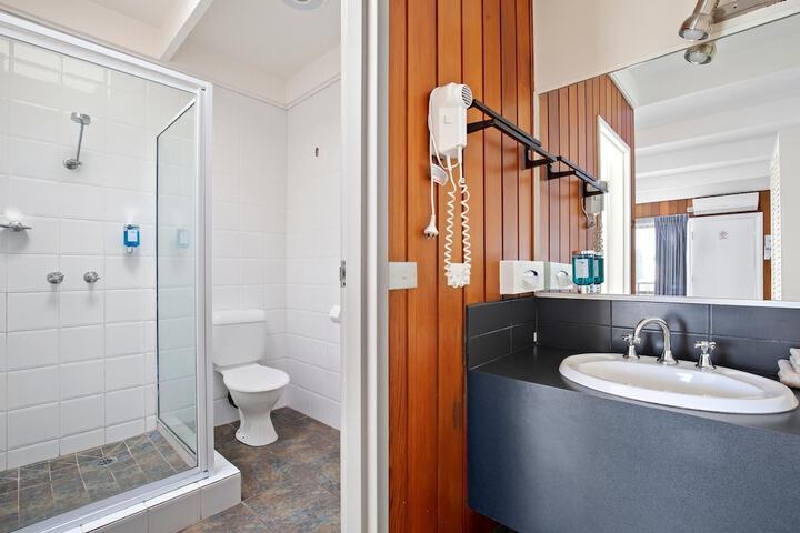 Clean Restrooms