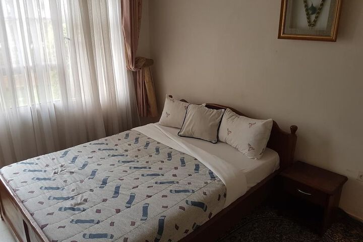 Room 5 of 20