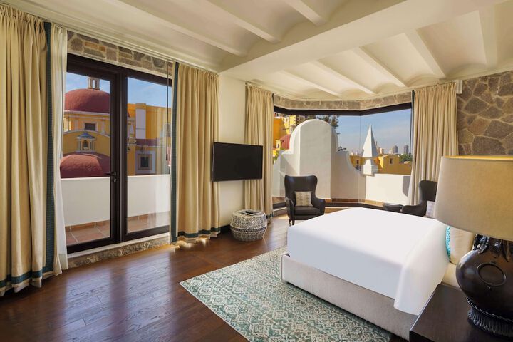 Room 43 of 160