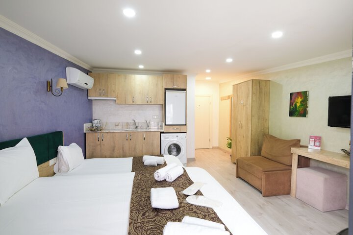 Room 16 of 89
